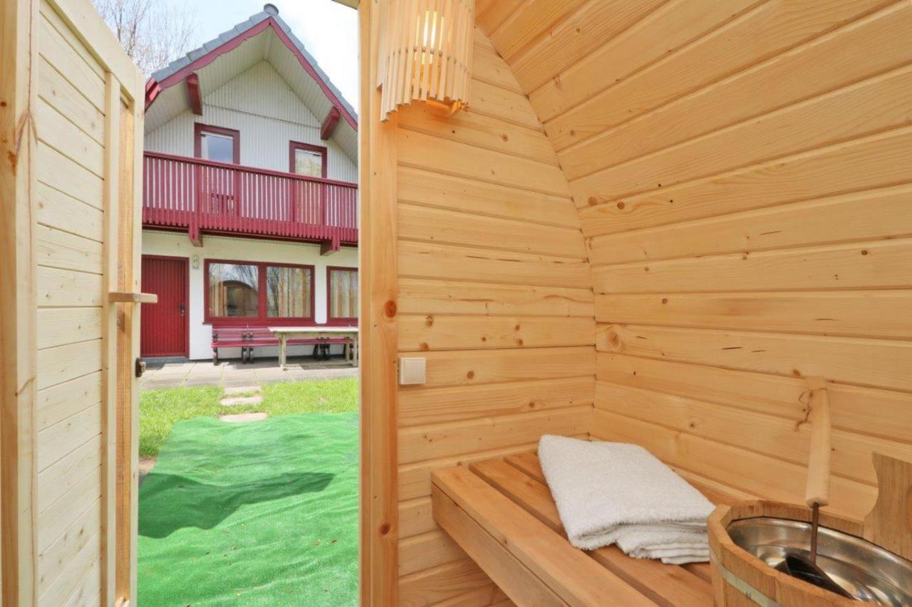 Ferienhaus Bei Simone Mit Sauna 키르하임 외부 사진