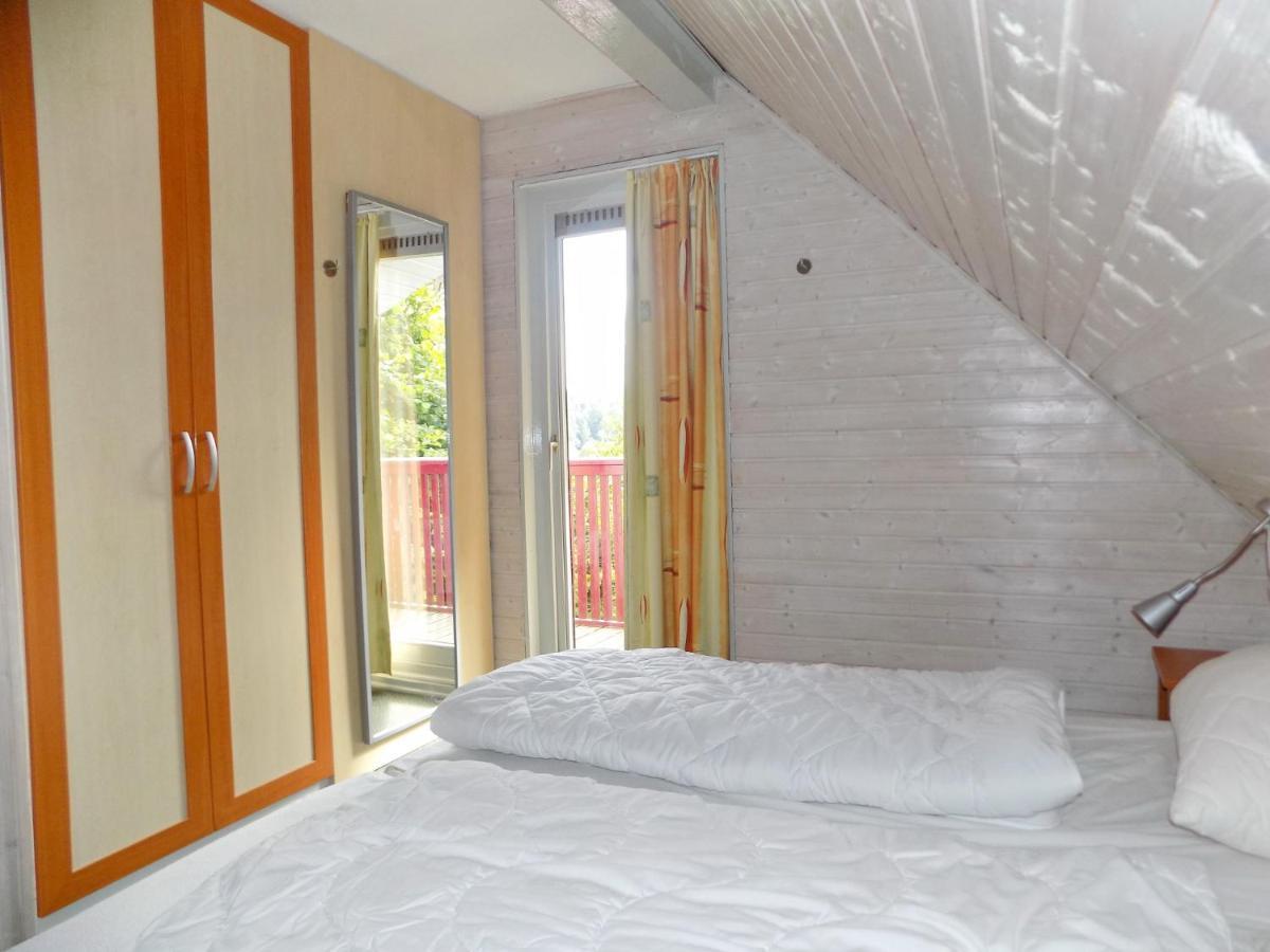 Ferienhaus Bei Simone Mit Sauna 키르하임 외부 사진